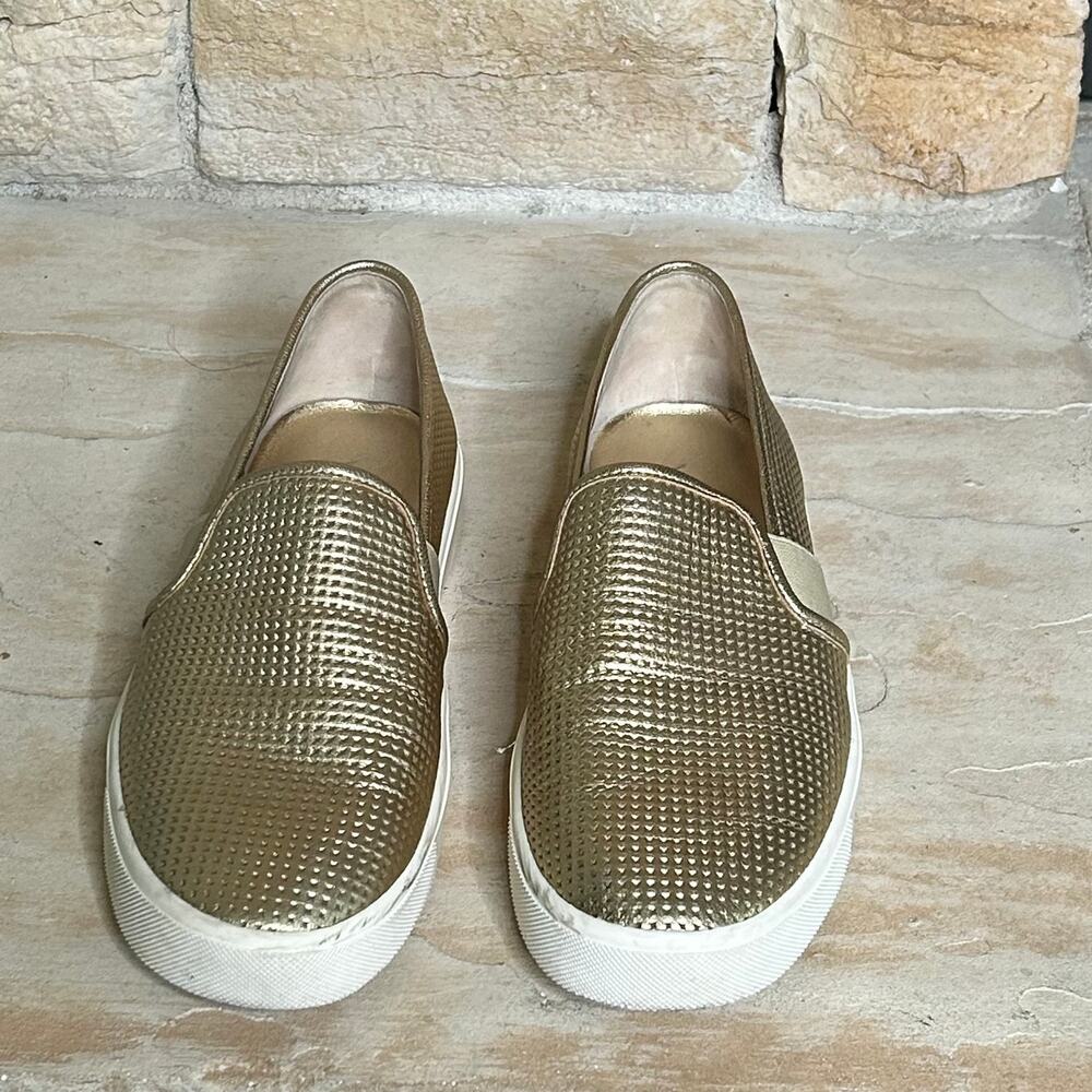 Vince Women's Blair 5 Perforated Slip On Sneakers Gold Tone‎ Sz 7